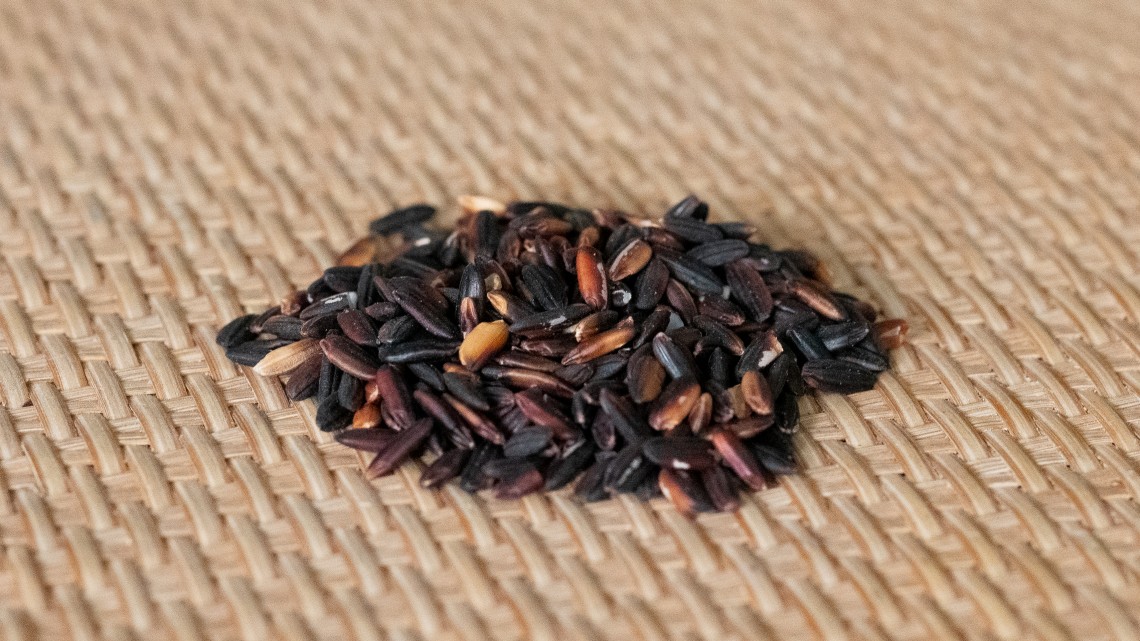 black-glutinous-rice